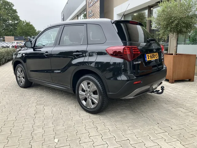 Suzuki Vitara 1.4 B.jet Select | Trekhaak | Adap cruise | Blindspot (21333km!)