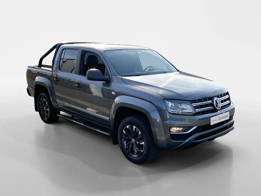 Volkswagen Amarok 3.0 TDI 4Motion Plus Cab Dark Label | Automaat | Trekhaak | Camera | Apple Carplay/Android Auto | Stoelverwarming | Cruise Control | Climate Control | Navigatie
