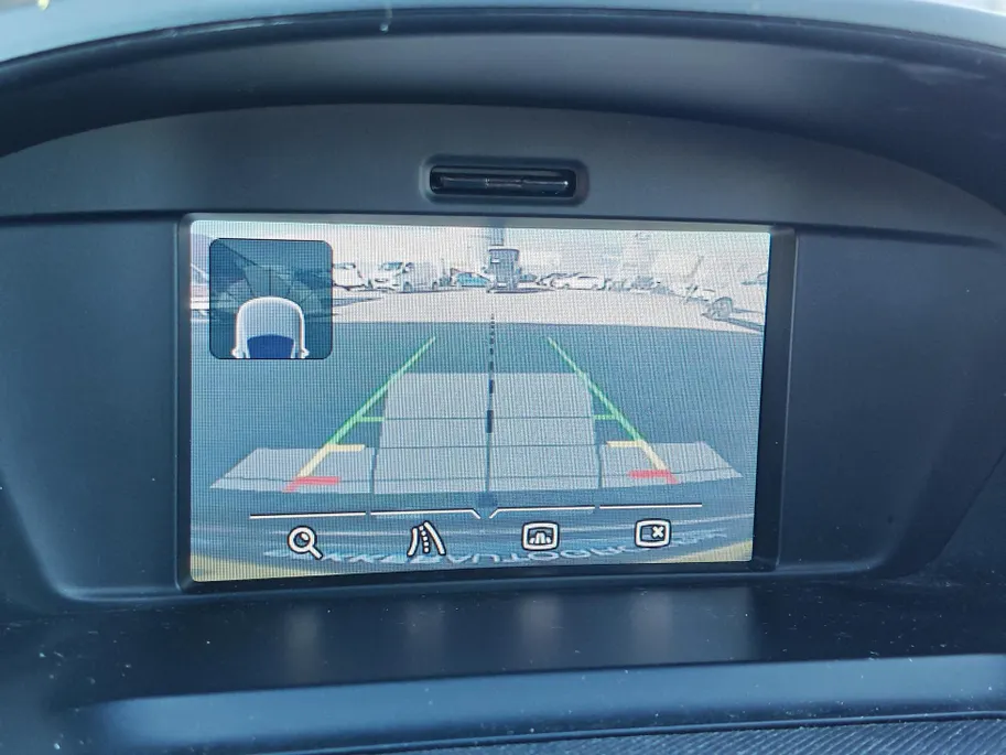 Ford Kuga 1.5 Titanium - 2.000 kg trekgewicht - TREKHAAK - VOORRUITVERWARMING - PARKEERSENSOREN V+A
