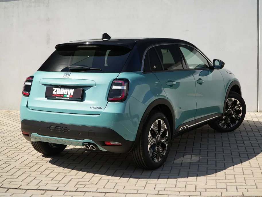 Fiat 600 1.2 Hybrid 145 PK La Prima | Navi | Camera | Carplay