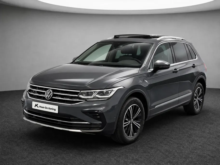 Volkswagen Tiguan 1.4 TSI 245pk DSG eHybrid Elegance · Camera · Panoramadak · Wegklapbare Trekhaak · Apple/Android Car Play · 18'' Inch ·