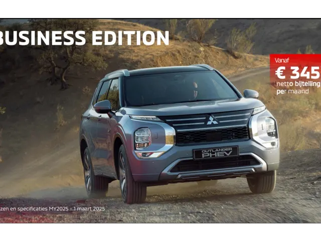 Mitsubishi Outlander 2.4i PHEV First Edition ( meerdere kleuren op voorraad )