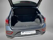 Volkswagen T-Roc 1.0TSI/110PK Life Business · Navigatie · Apple/Android Car Play · Stoelverwarming · Garantie t/m 06-06-2027 of 100000km.