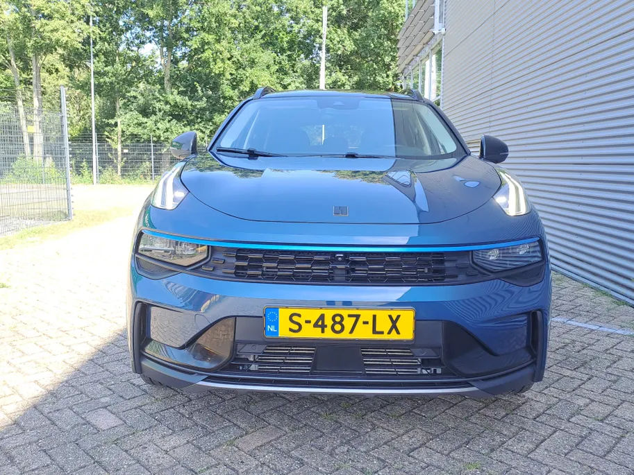 Lynk & Co 01 1.5 | Panoramadak | Navi | Trekhaak | Camera 360 | Climate Control | Automaat | SOH 92,4%
