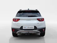 Kia Stonic 1.0 T-GDi MHEV GT-PlusLine | Hoge zit | Apple CarPlay Android Auto | Trekhaak | Stoel & stuurverwarming | Fietsendrager inclusief |