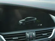 Alfa Romeo Giulia 2.0 Turbo 280 PK Competizione Q4 AWD | Harman | Veloce | 19'