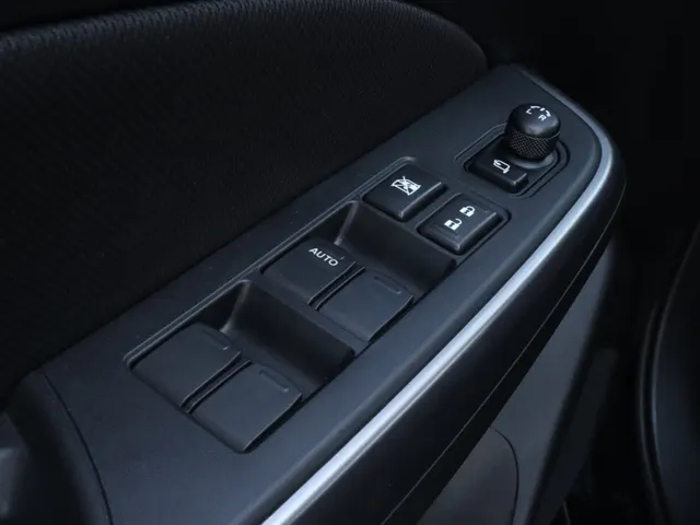 Suzuki Swift 1.2 Style Hybrid Adaptive Cruise | Carplay | Keyless