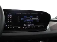 Audi Q6 e-tron Sportback S edition performance 306pk 100 kWh · SOH 97,8% · Panoramadak · Wegklapbare Trekhaak · 360 Camera · Stoelverwarming voor+achter · Bijrijder Display · 19'' Inch · Garantie t/m 10-08-2030 of 100.000km