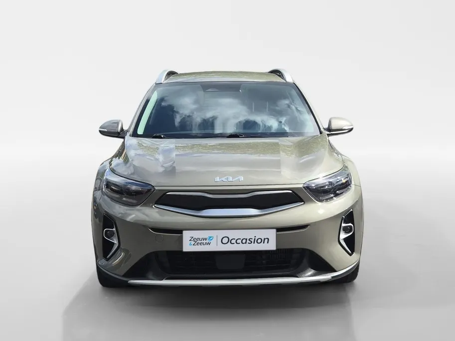 Kia Stonic 1.0 T-GDi MHEV DynamicPlusLine | Afneembare Trekhaak | Cruise Control | Climate Control | Navigatie | Camera | LM Velgen |