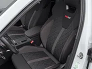 Škoda Octavia Combi 1.4 TSI 245pk DSG RS iV PHEV Business · Camera · Apple/Android Car Play · Head-Up · Dodehoek Detectie · 19'' Inch ·