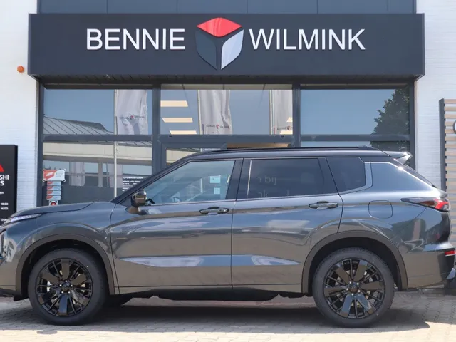 Mitsubishi Outlander 2.4 PHEV Black Edition | Stoel Massage | Schuif/Kantel Dak