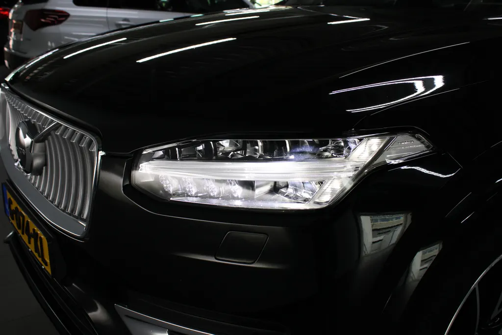 Volvo XC90 2.0 T8 Twin Engine AWD Inscription Intro Edition 7 Persoons / Pano. / H&K | ACC / HUD / 360° Camera / Stoel + Stuurverwarming /