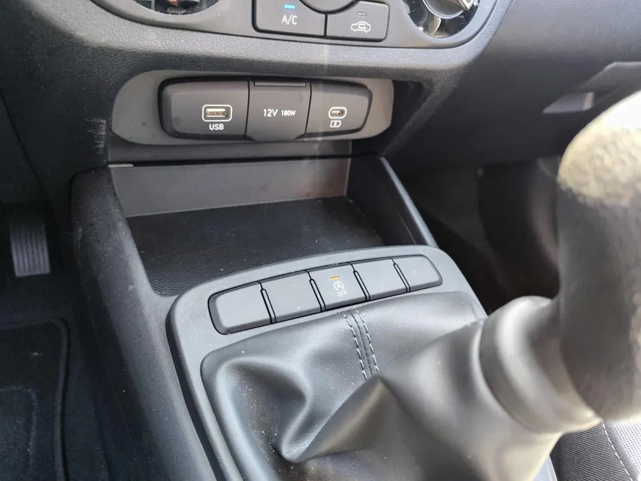 Hyundai i10 1.0 Comfort | Als nieuw | NU Rijklaarprijs! Incl. 12 maanden garantie, APK, Onderhoudsbeurt etc. Premiumpakket gratis! |