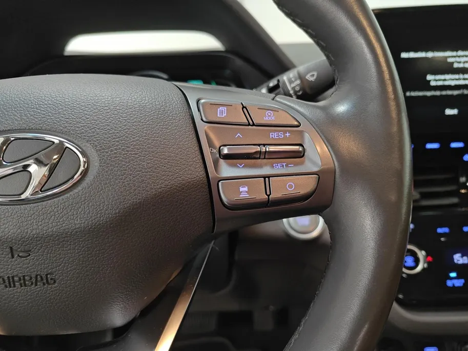 Hyundai IONIQ Comfort EV 38 kWh AUTOMAAT NAVI AIRCO CAMERA CRUISE CONTROLE STOELVERWARMING STUURVERWARMING APPLE CARPLAY ANDROID AUTO ZEER MOOIE AUTO
