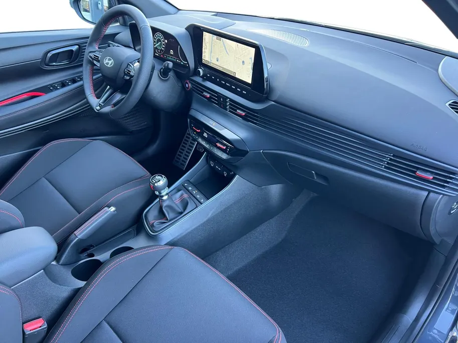 Hyundai i20 1.0 T-GDI N Line Automaat | Navigatie | Schuif-/kanteldak | Camera | Sportuitvoering |
