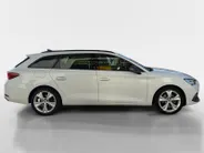 SEAT Leon Sportstourer 150PK 1.5 TSI FR Business Intense | Navigatie | Cruise Control Adaptief | Climate Control | Apple Carplay/Android Auto | Camera | Parkeersensoren | Lichtmetalen Velgen | Licht & Regen Sensor |