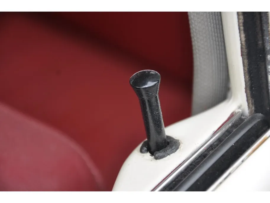 Ford Taunus 1.2 12M Wit, Rood dak in prima staat.