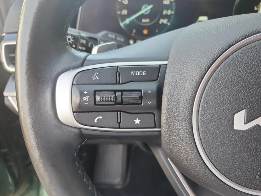 Kia Sportage 1.6T PHEV AWD DynamicPlusLine Edition | Plug-In Hybride | Stoel en stuurverwarming | Elektrisch bedienbare voorstoelen | Navigatie | Camera | Apple Carplay / Android Auto |