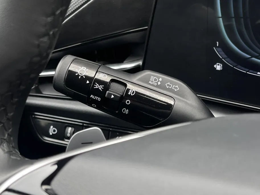 Kia Niro 1.6 GDi Hybrid ComfortLine | Camera | Navi | Apple Carplay | Android Auto | Lichtmetalen Velgen |