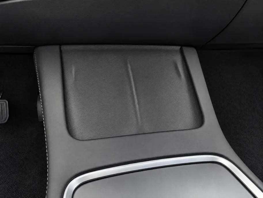 Tesla Model 3 Standard RWD Plus 60 kWh 90% SOH | 12 maanden BOVAG | Stoelverwarming | Groot scherm |