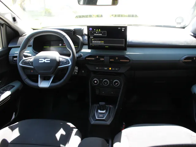Dacia Jogger 1.8 hybrid 155 limited edition 7p. | Navigatie | Climat | Sensoren en camera | Lm velgen  | DEMONSTRATIE AUTO, VRAAG NAAR BESCHIKBAARHEID |