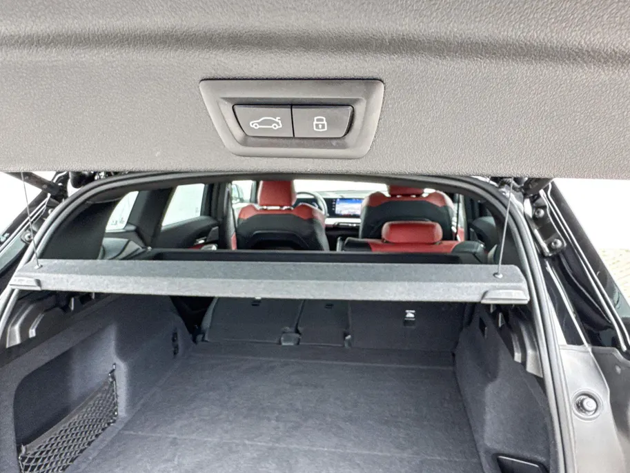 BMW iX1 xDrive30