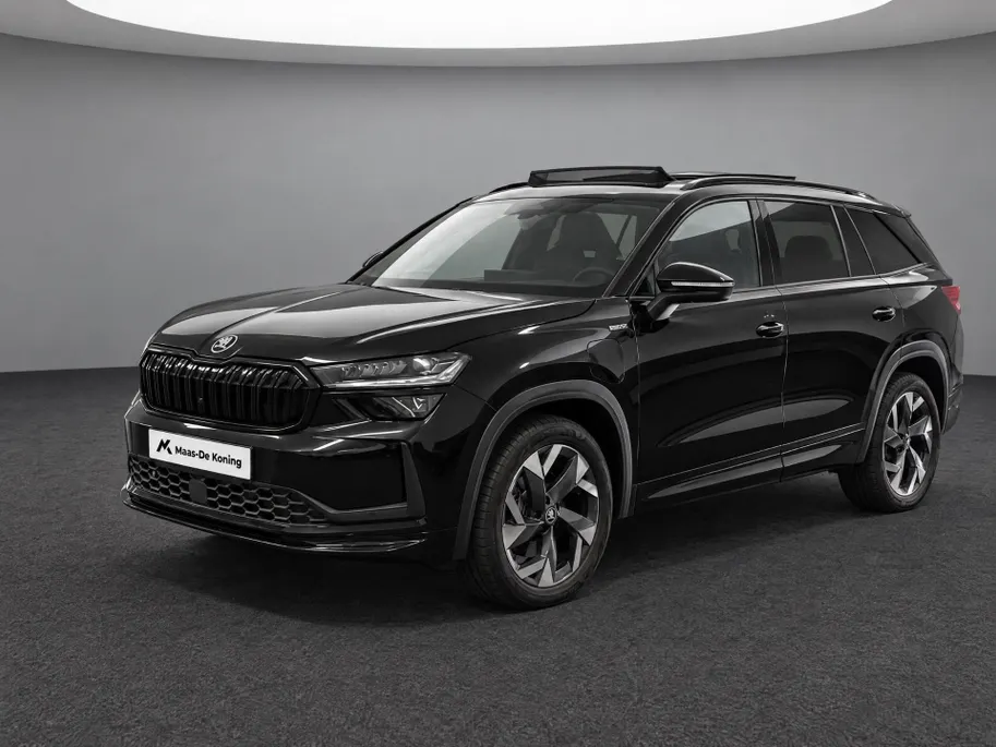 Škoda Kodiaq 1.5 TSI 204pk DSG PHEV Sportline Business · Panoramadak · Alarm · Wegklapbare Trekhaak · Elek. Voorstoel · 19'' Inch · Garantie t/m 06-07-2030 of 100.000km