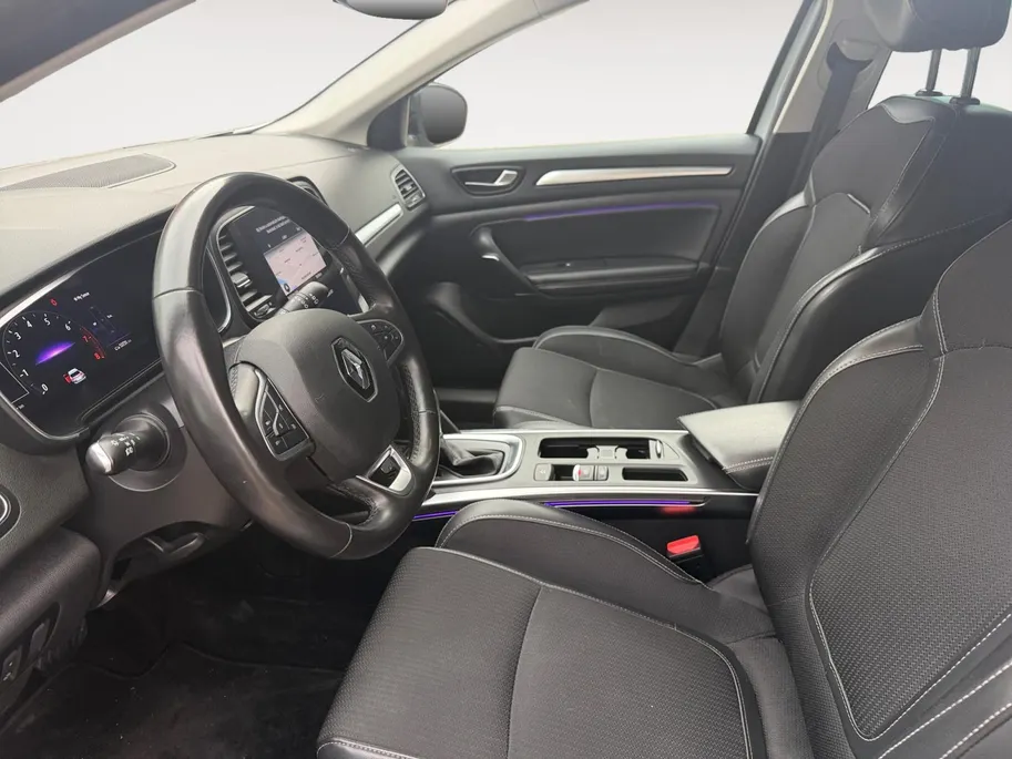 Renault Mégane Estate 1.3 TCe 140 Techno | Automaat | Trekhaak | Camera | Parkeersensoren | Stoel & Stuurverwarming | Apple Carplay & Android Auto | Navigatie | Cruise & Climate Control | 12 Maanden BOVAG Garantie