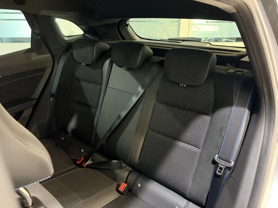 Renault Austral 200PK E-Tech Full Hybrid Techno Esprit Alpine AT | 1e eigenaar | Elektrische Klep | Navi | Adaptive Cruise Control | Apple CarPlay/Android Auto | Full LED | Lichtmetalen Velgen | Licht & Regen Sensor |
