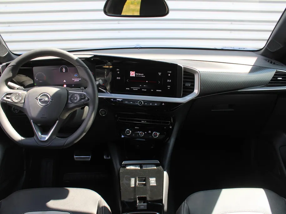 Opel Mokka 1.2 Turbo Ultimate | Automaat | Camera | Massagestoel | Clima | Cruise adapt. | 18' LM | Dodehoek detectie | LED | Navi |