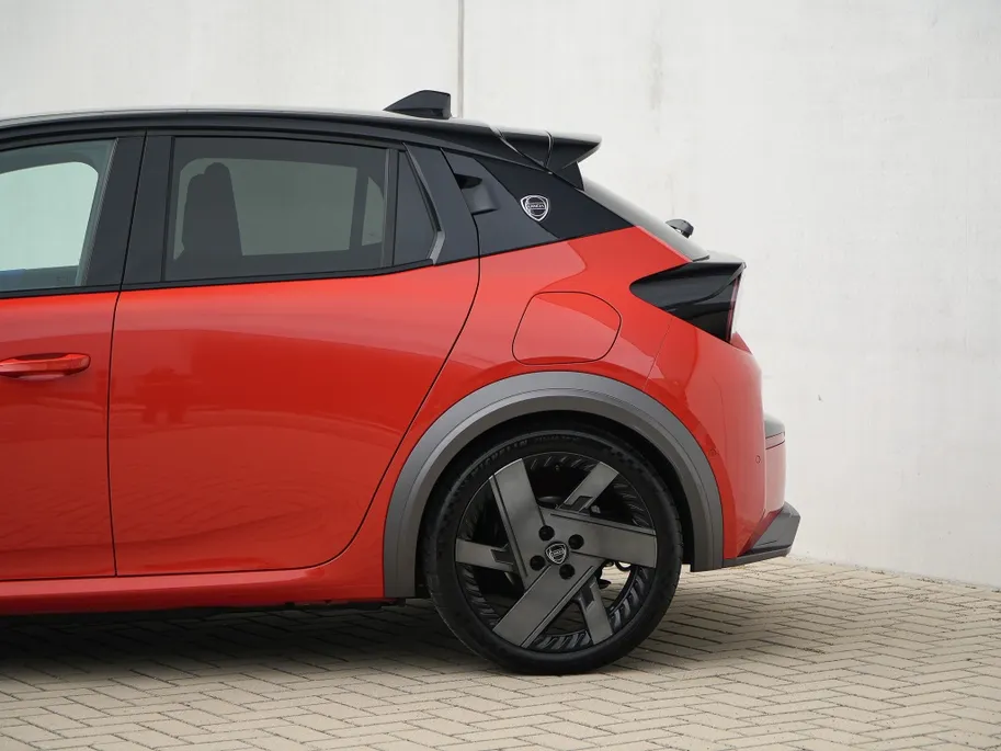 Lancia Ypsilon HF 54kWh 280 PK | Navi | Full Option | 18' | Nu te bestellen