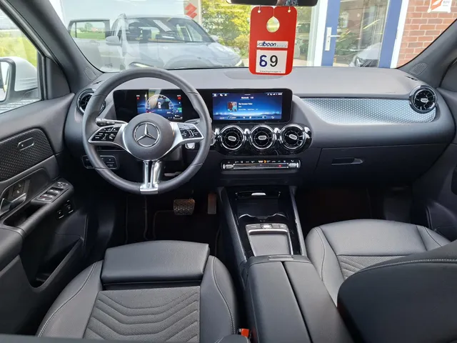 Mercedes-Benz GLA 250 e Business Solution NL-auto | rijklaarprijs !!