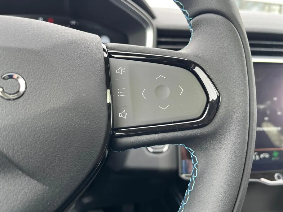 Lynk & Co 01 1.5 | PHEV | SCHUIFDAK | CLIMA
