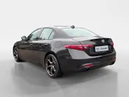 Alfa Romeo Giulia 2.0T B-Tech | 200PK | 19 INCH | AD.CRUISE | CAMERA | STOEL & STUURVERWARMING | CARPLAY |