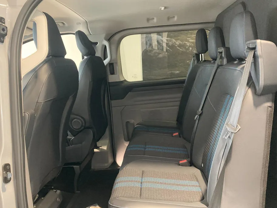 Ford Transit Custom 320 2.5 PHEV L2H1 Sport DC UIT VOORRAAD