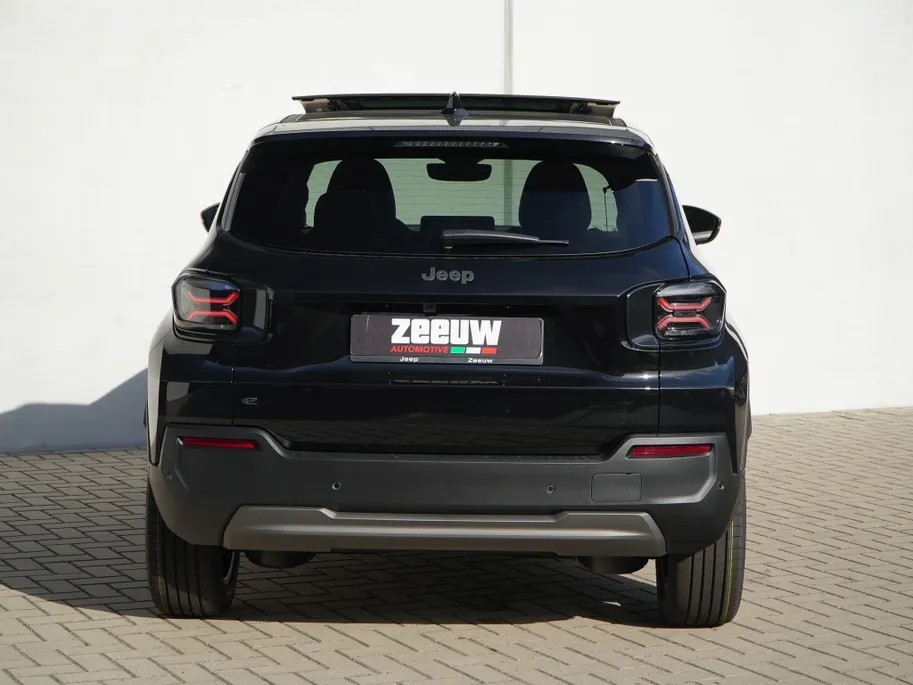Jeep Avenger 85th Anniversary 54 kWh | Schuifdak | Infotaiment | Navi | 18'
