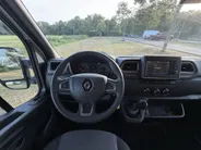 Renault Master T35 2.3 dCi 135 L3H2 Work Edition | Camper Edition | Motorsport Edition | Thule Omnistor Luifel | Airco in Leefruimte | TV | Koelkast | Magnetron | Volledig Bed | 2 Lederen Stoelen | DAB | LED Verlichting Leefruimte |