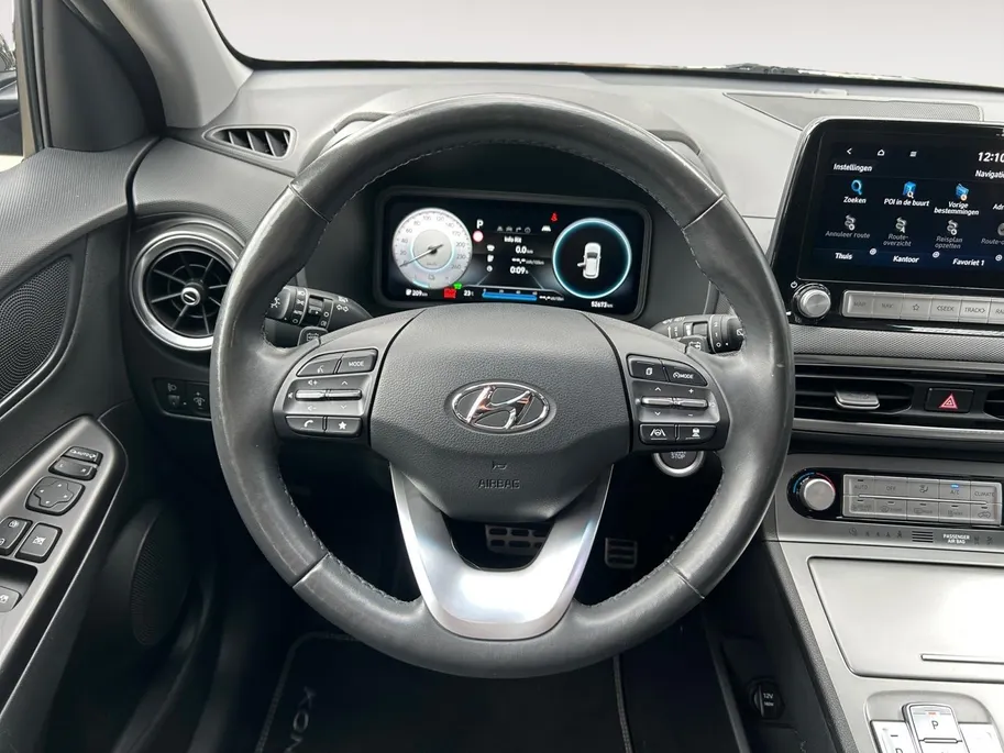 Hyundai Kona EV Comfort Smart 64 kWh | Apple Carplay/Android Auto | cruise control adaptief met Stop&Go | navigatiesysteem full map | Stoelverwarming | warmtepomp |