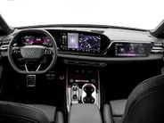 Audi A6 Avant 2.0 367pk S-tronic e-hybrid Quattro S edition Comp · 360 Camera · Wegklapbare Trekhaak · Elek. Voorstoel · Elek. Achterklep · 20'' Inch · Garantie t/m 11-12-2030 of 100.000km