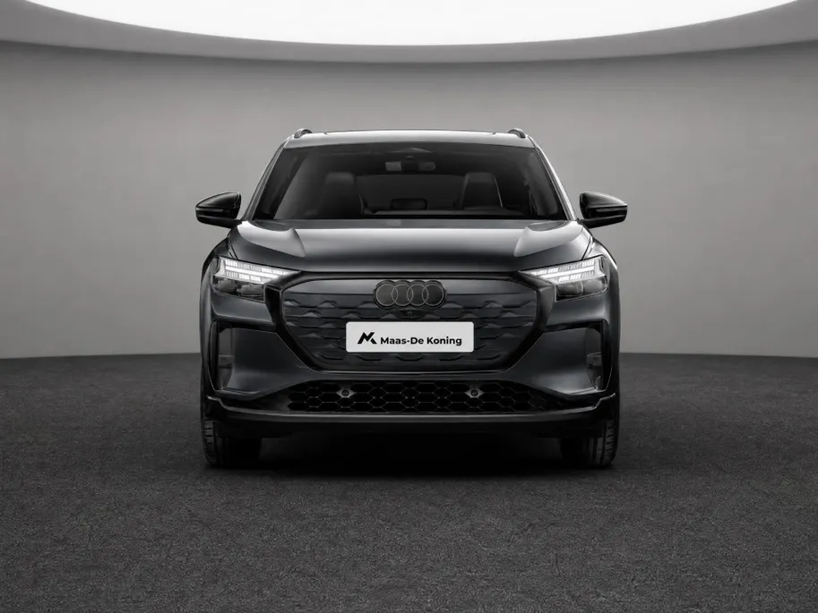 Audi Q4 Q4 S edition performance 82 kWh 286 PK · Glazen panoramadak · Trekhaak elek. wegklapbaar · Optiekpakket zwart