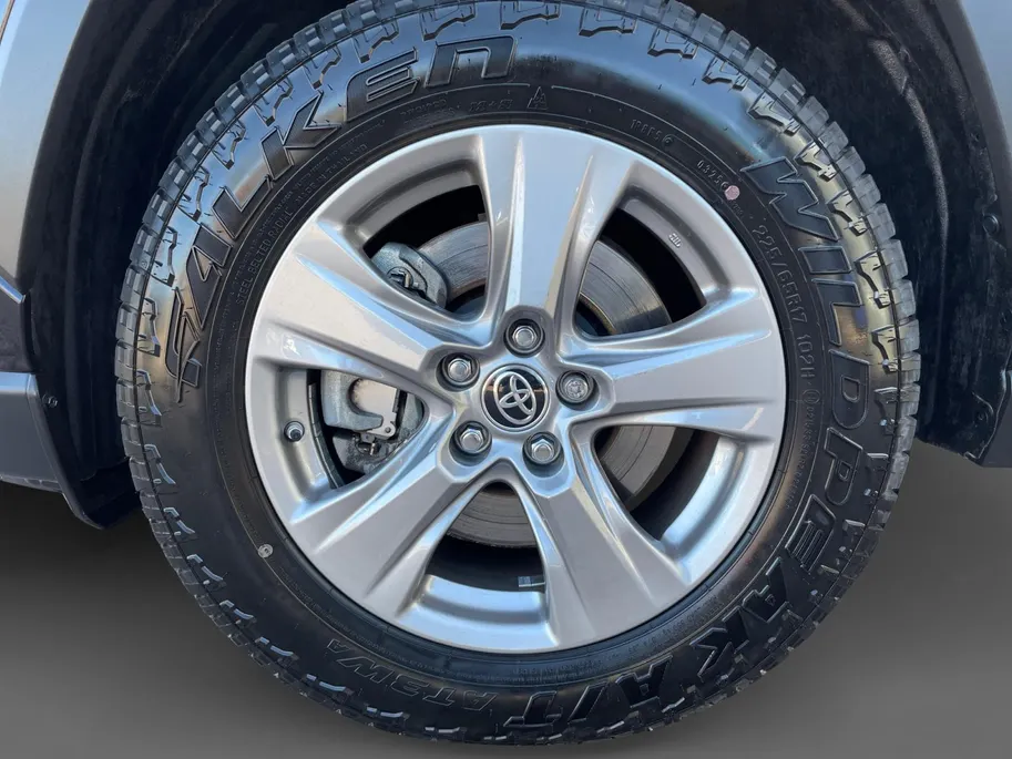 Toyota RAV4 2.5 Hybrid Business *Automaat*Navi via Carplay*Camera*Elekt. Achterklep*Adapt. Cruise Control*LM Velgen*Zeer nette auto!