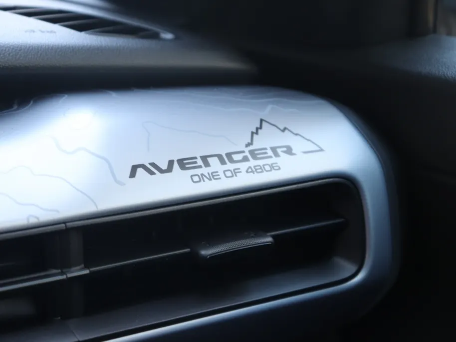 Jeep Avenger 1.2T 4xe 136 PK The North Face | 4x4 | Limited Edition!