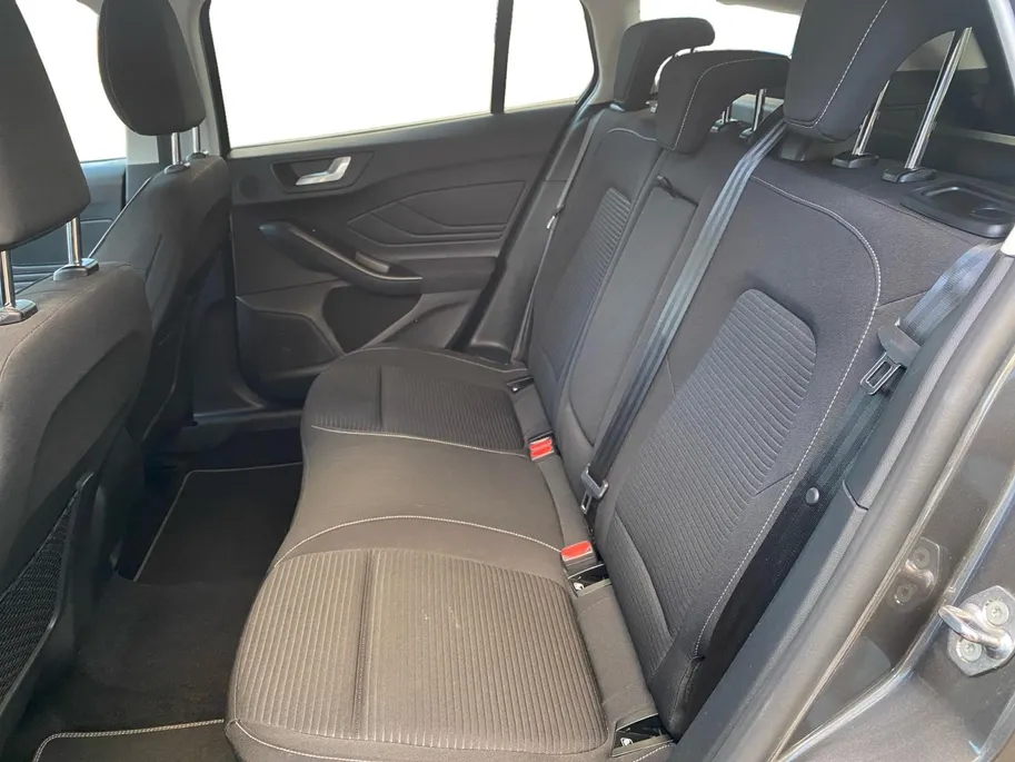 Ford Focus Wagon 1.0 EcoBoost Hybrid Titanium X | Dealeronderhouden | Stoel- stuur en voorruitverwarming | Navigatie