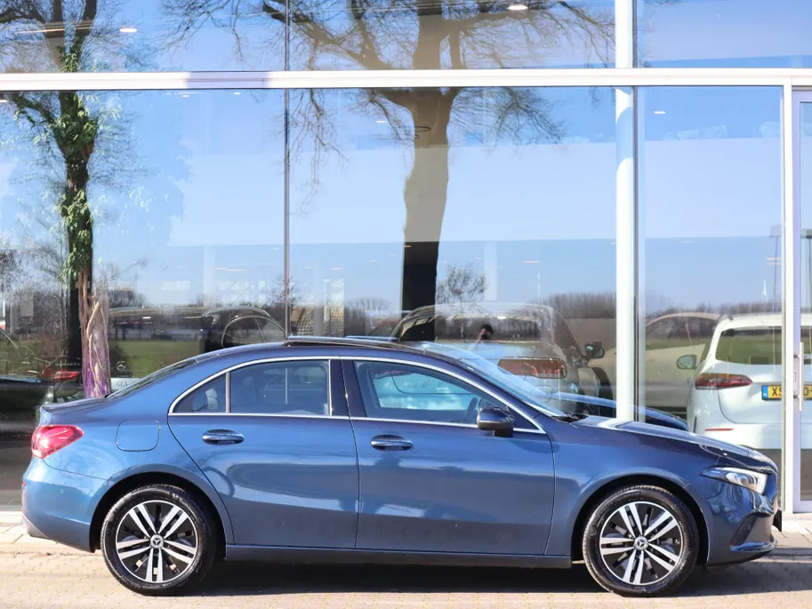 Mercedes-Benz A-Klasse 250 e Business Solution Luxury Limited