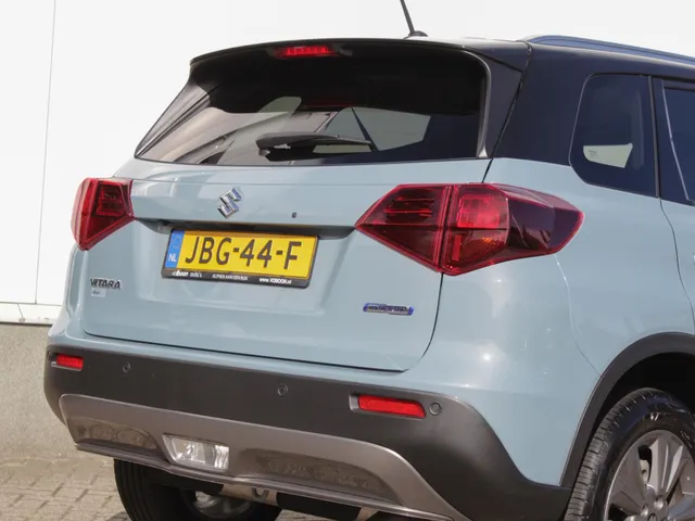 Suzuki Vitara 1.4 Boosterjet Select Smart Hybrid | € 4400,- DEMO VOORDEEL | Navi | Adap. Cruise | Camera | Park sens
