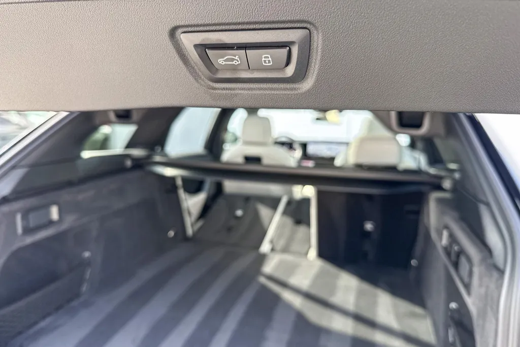 BMW 5 Serie Touring 550e xDrive
