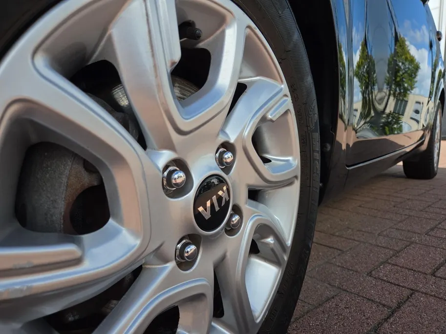 Kia Picanto 1.0 MPi DynamicLine | Camera | Cruise Control | Navigatie | Carplay | LM Velgen | 12 Maanden BOVAG Garantie |