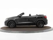 Volkswagen T-Roc Cabrio 1.5 TSI 150pk DSG R-Line · Camera · Apple/Android Car Play · Stoel-& Stuurverwarming · P-Sensoren · 18'' Inch ·