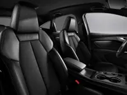 Audi Q4 Sportback Q4 Sportback S edition performance 286 PK · Trekhaak elek. wegklapbaar · Exterieurpakket zwart · Lendensteunen