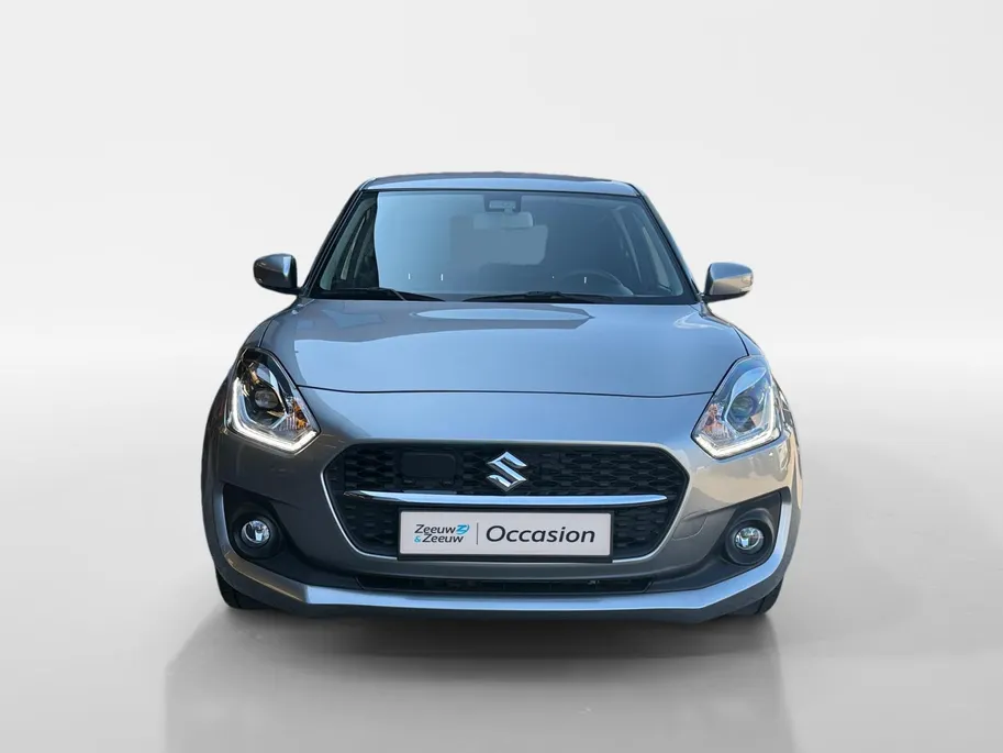 Suzuki Swift 1.2 Style Smart Hybrid | NL Auto | Volledige Historie | Achteruitrijcamera | Stoelverwarming | Dodehoek Detectie | Navigatiesysteem |